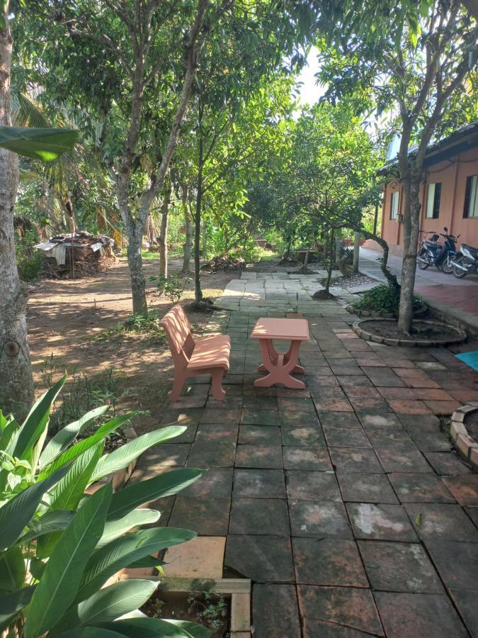 Ngoc Phuong Homestay Vĩnh Long Exteriör bild