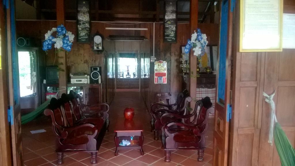 Ngoc Phuong Homestay Vĩnh Long Exteriör bild