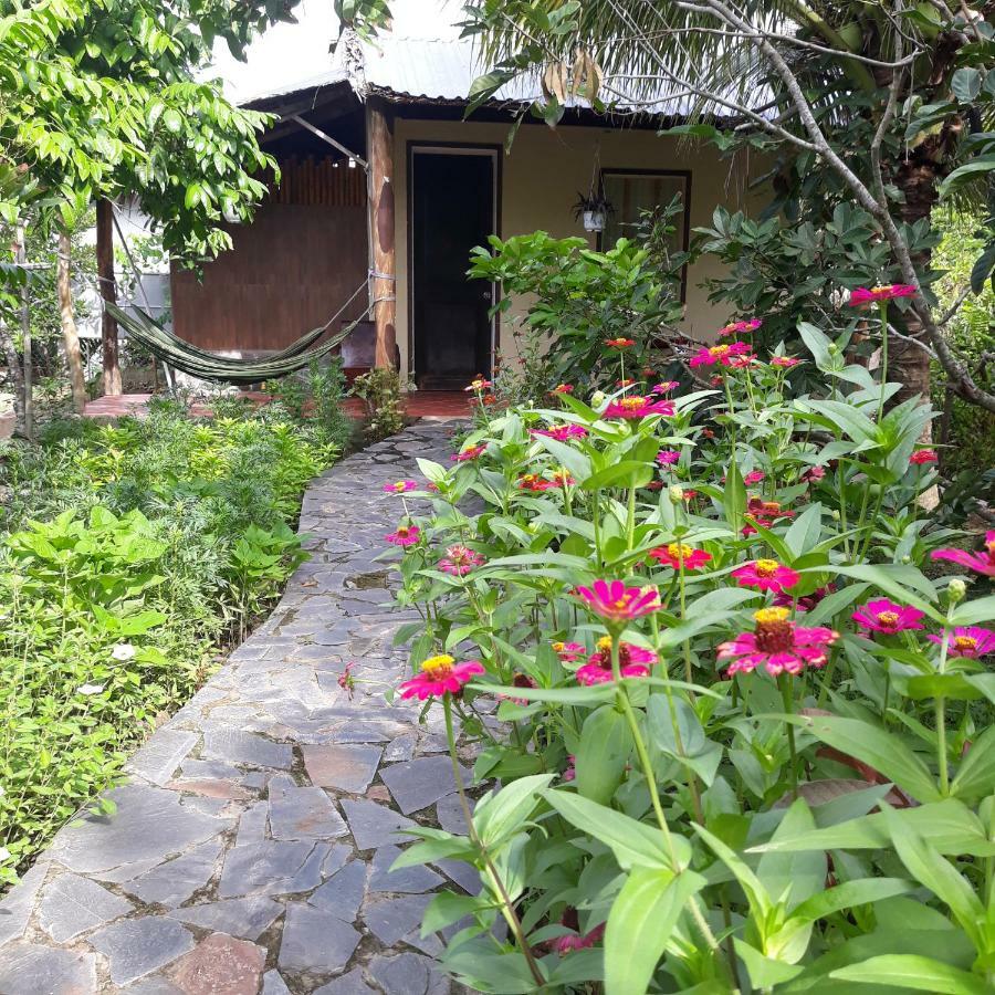 Ngoc Phuong Homestay Vĩnh Long Exteriör bild