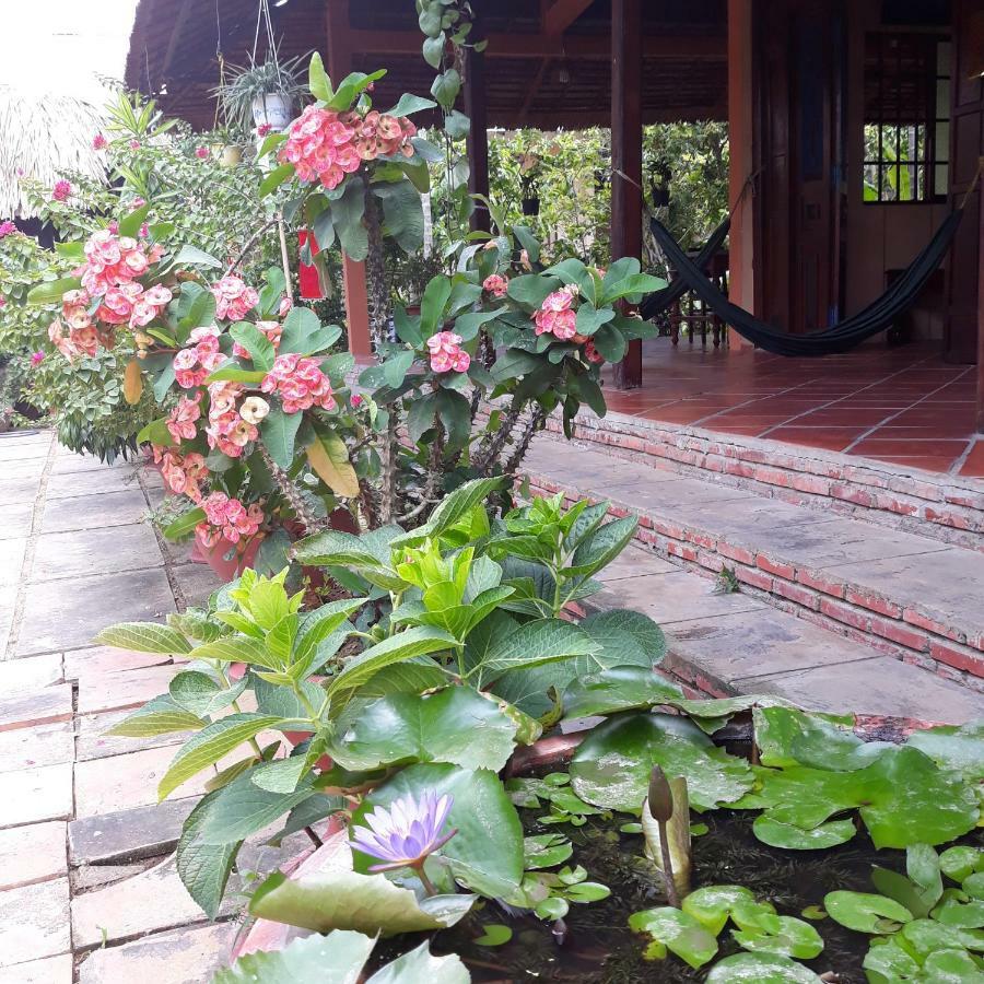 Ngoc Phuong Homestay Vĩnh Long Exteriör bild