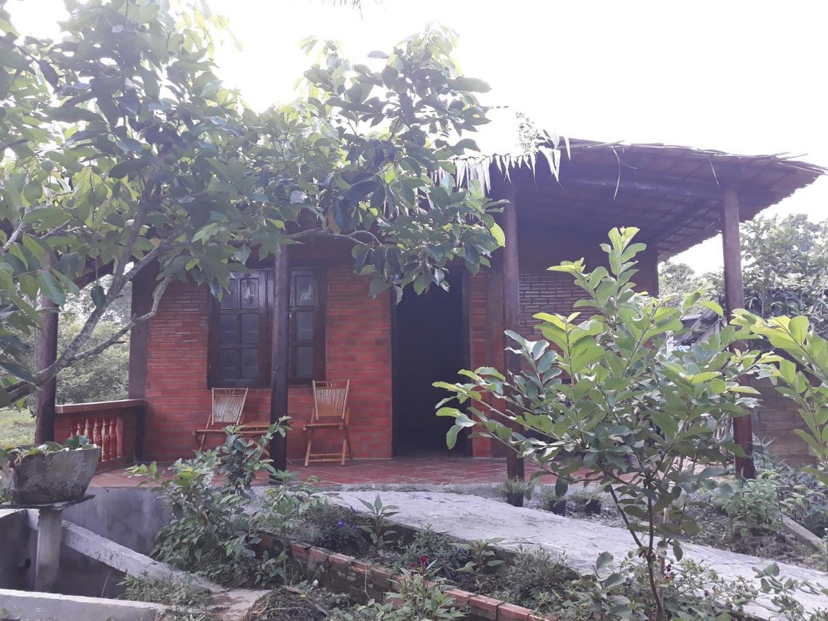 Ngoc Phuong Homestay Vĩnh Long Exteriör bild